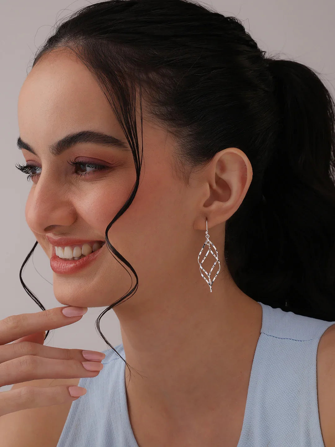 Classic Linear Loop Earrings